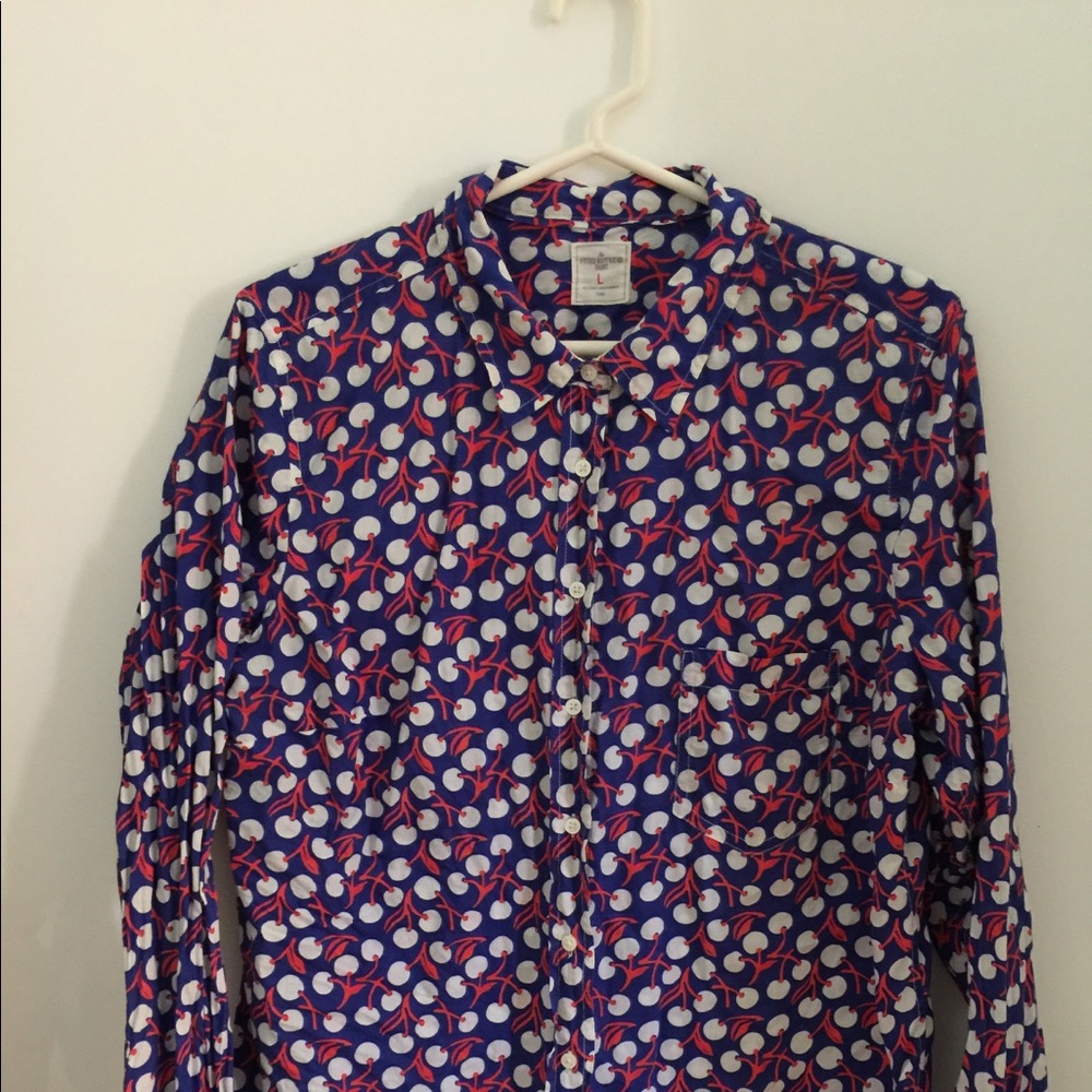 Gap Collection! Nice fitted boyfriend shirt
 w/cherry print! Super Cute!